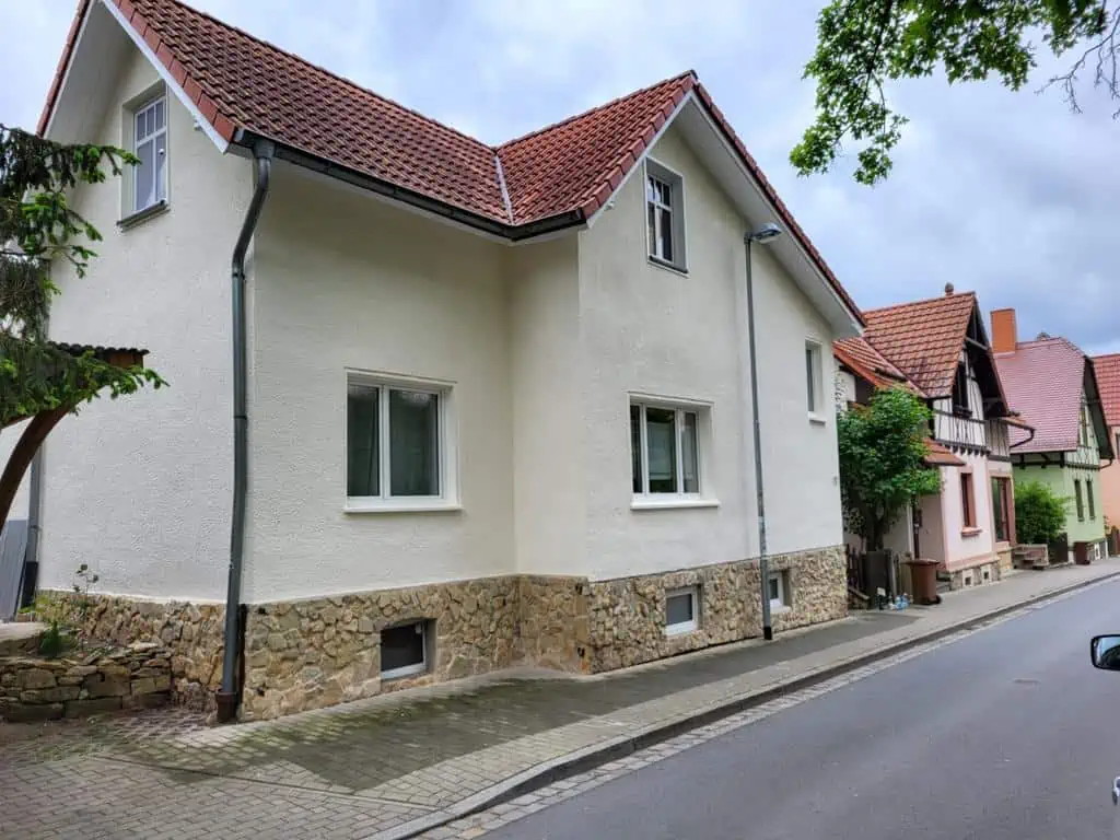 Fassade nach dem Anstrich
